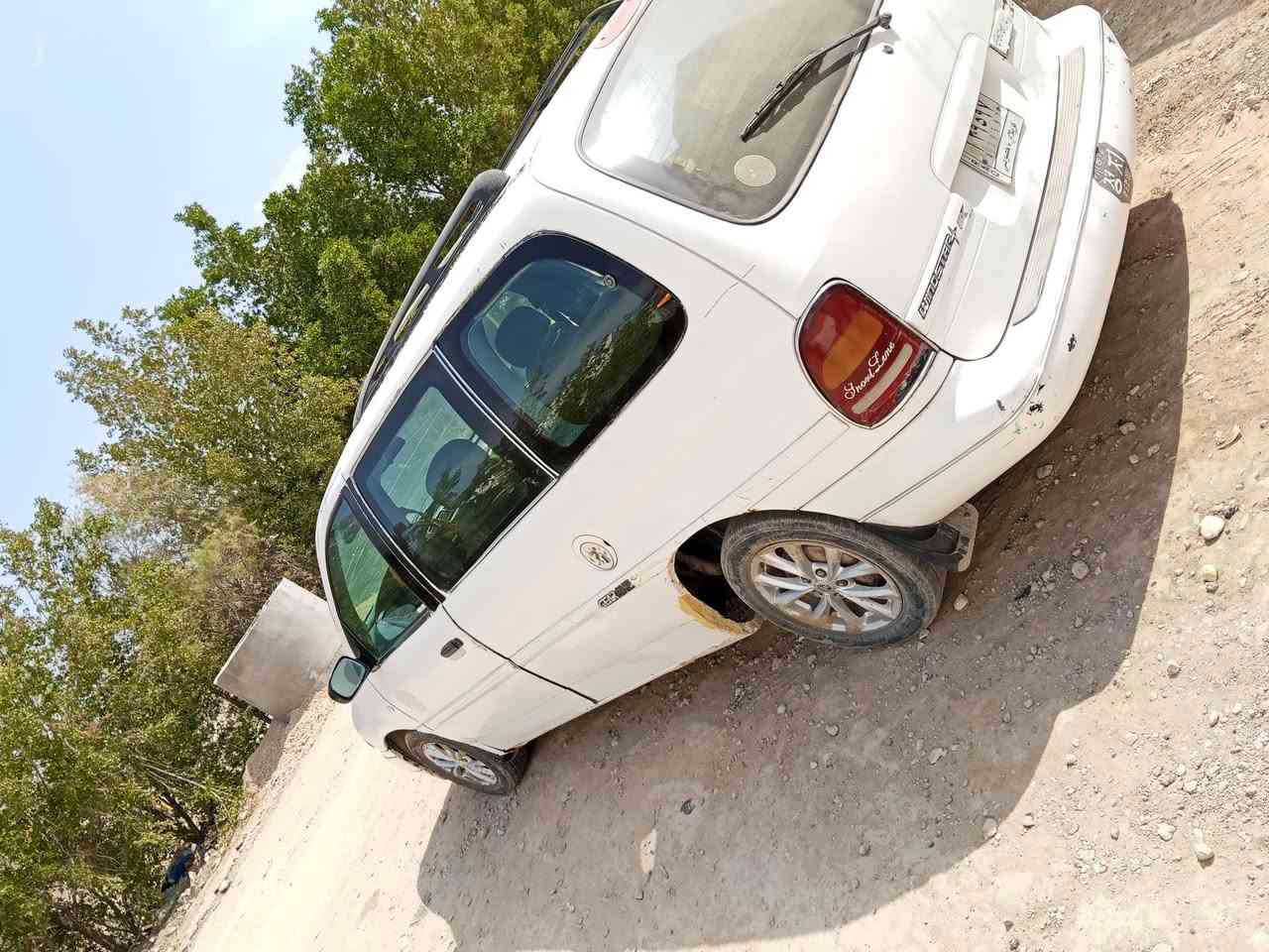 فورد كيرومحرك كرونه جدد سياره حلوه للبيع امراوس  مكانه نجف مناذره***********السعر27
