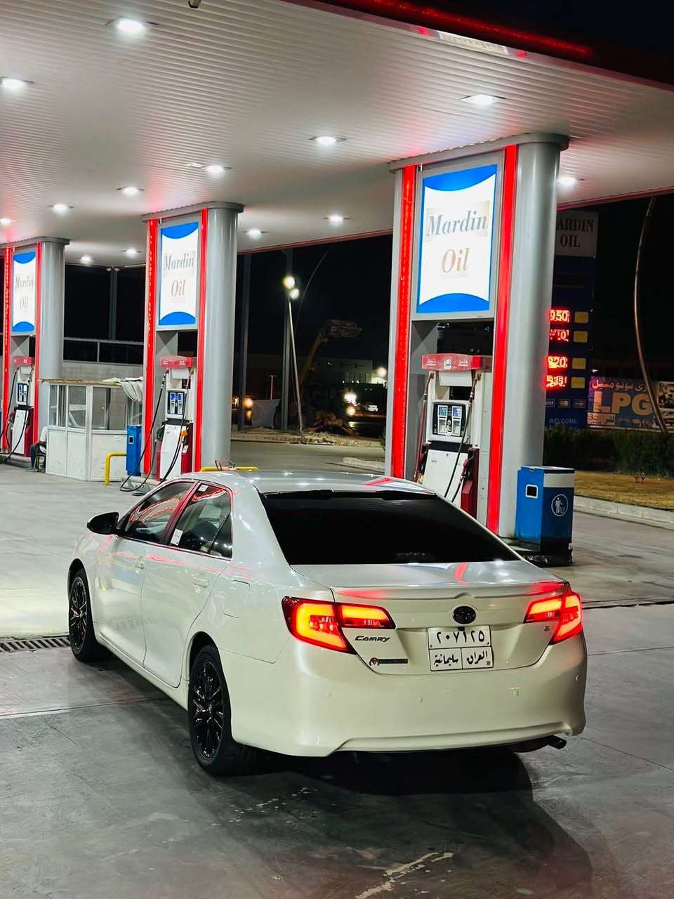 Toyota camry 2014
٣با رچه ی بیشی گوردراوه به با رچه ره ش به ده رزیش شا نسی نه یگرتیه  به شه رتی سؤ نه ری  سندوق و جی ره قه می سبوخه :بیشو بشت که بس 4تا یه ی نوی و جه دیدی له سه ره موسفات خلیچی  گیرو مه کینه به شه رتی ۱۰۰وه ستا ی 
*********** أربيل, العراق
