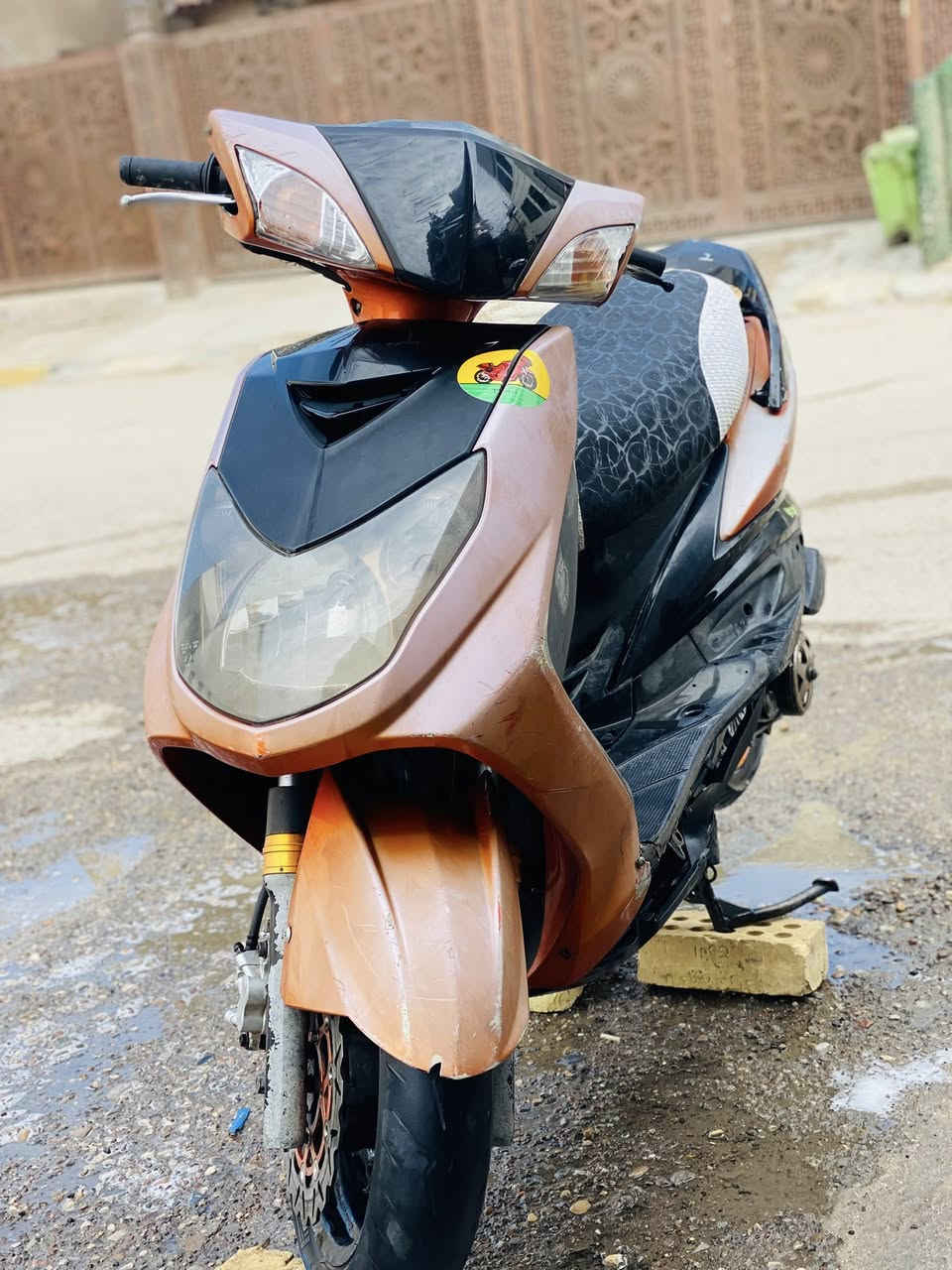 سلام عليكم سكنس فحل نوزل الدراجه تخبل نكرهه بكل وكت الدراجه مكينه بلاديه  بيه كلجات رياضي تشك الكاع بيه صالنصه رياضي وبيه فج وصينيه رياضي الدراجه خيرر من الله السعر 750 وبيه مجال مكان بغداد البياع تقاطع درويش ***********
