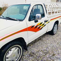 هايلوكس • موديل ٩٨ • نضيفه