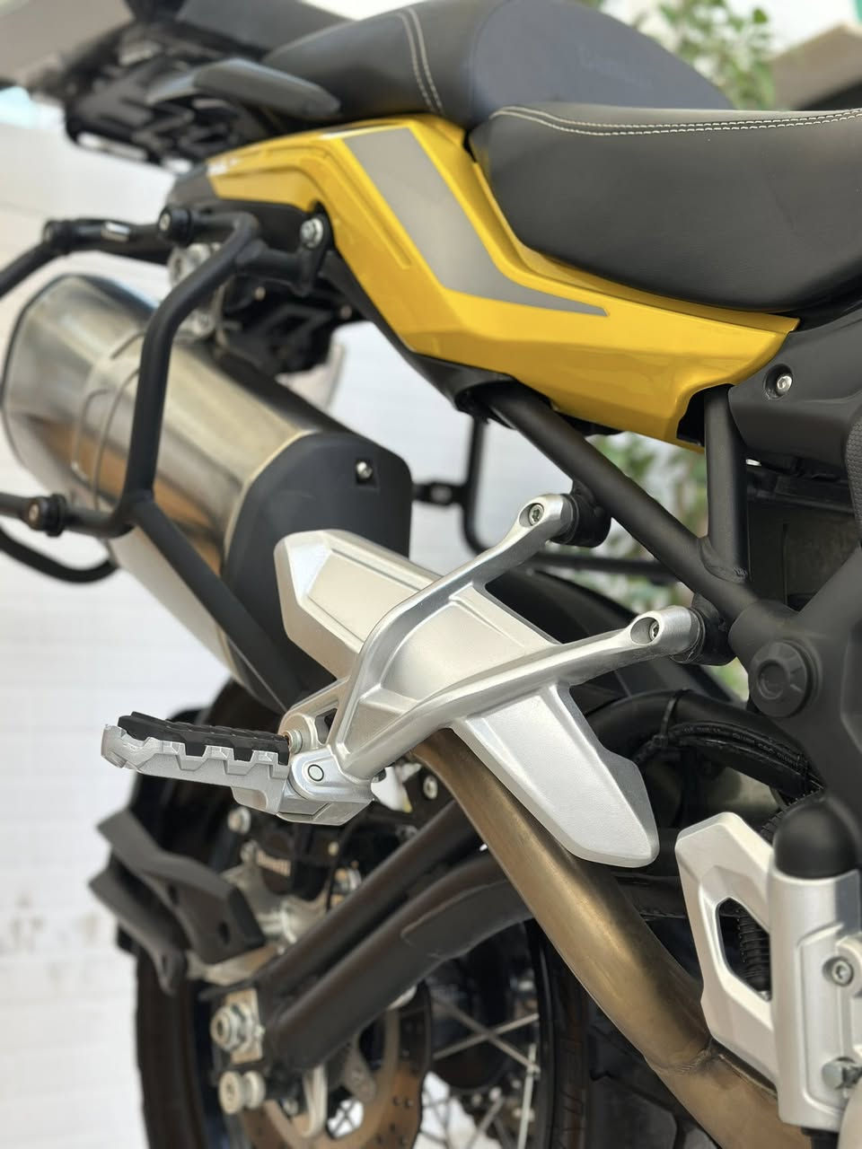 دراجة بنلي  Benelli TRK502x ABS 🇮🇹 2024
سياحي كامل اكسوارت 
مکینە 500cc 
صنادیق شرکة الاصلية بنلي كاملة
مودیل 2024
رقم اربيل باسمي تحويل يوم ثاني
ماشي الف كيلومتر فقط 
شاشة نضام كاربلاي Car Play 
سعر 70 ورقە 
بریکات ABS
مکاني سلیمانة ، توصيل جميع محافظات
للتواصل  : واتساب : WhatsApp:  ***********

