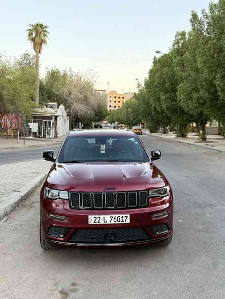 سلام عليكم .. جيب كراند شيروكي موديل 2022 فئه S ام الرادار رقم اربيل وكاله هارلم جديده جدا ومكفوله كفاله عامه عداد المسافه 18 الف ميل لزياده المعلومات الاتصال ب *********** مكان السياره زيونه او كراده
