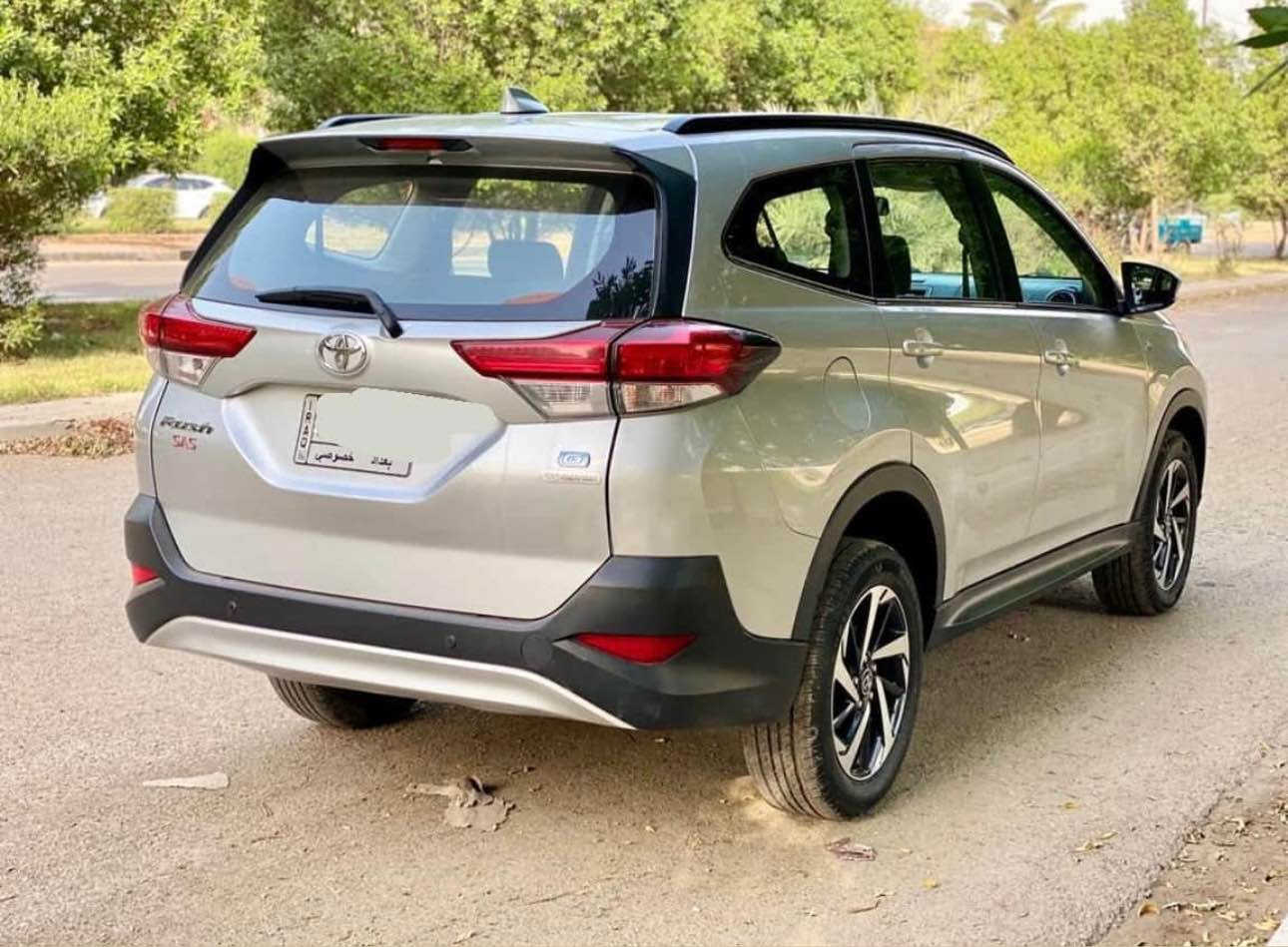 السلام عليكم 
Toyota rush 2019 .
 استلام شركة SAS 
رقم بغداد 
 مواصفات 
بصمه تشغيل 
تحكم ستيرن
حساسات خلفية
 
 السياره ٧ راگب 
المكينه 1500 vvt-i
اكسل سحب خلفي 
تخم تاير جديد  سيارة جديدة واستخدام شخصي 
ماشية ١٥٦ ألف قابل للزيادة

حرية / بغداد  
السعر  /  160 
للاستفسار 

*********** بغداد, العراق
