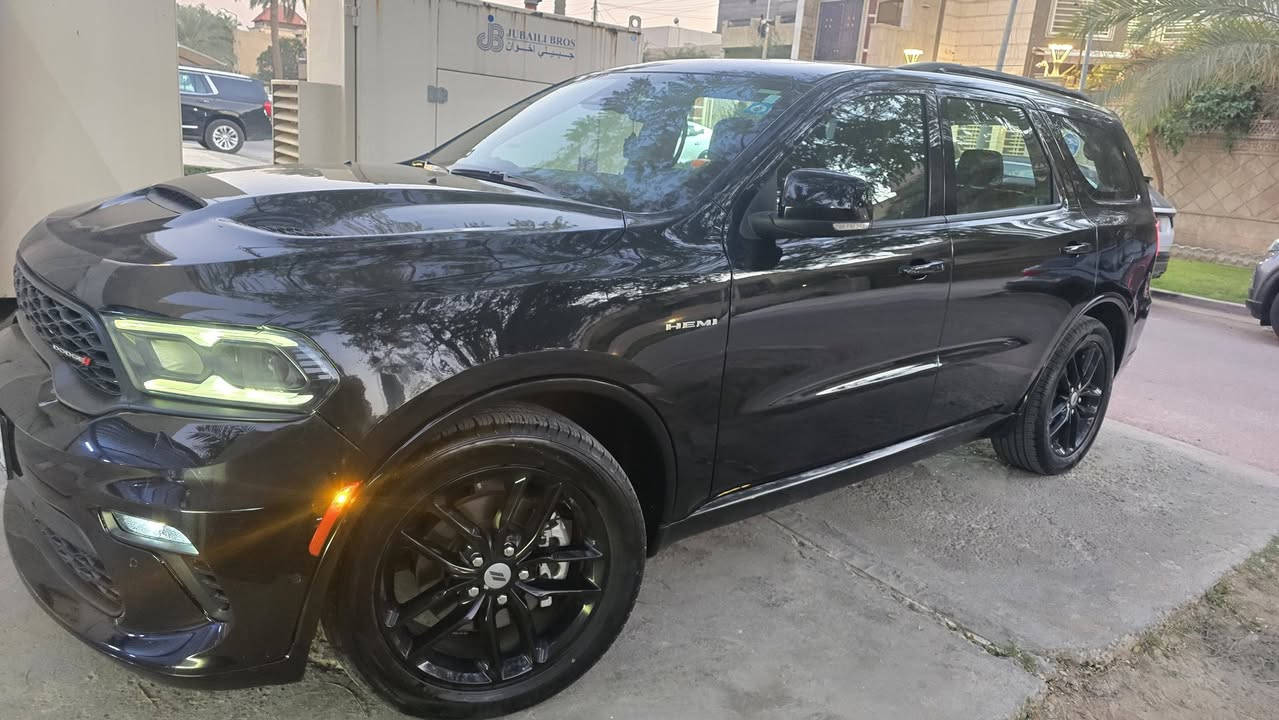 رمضان كريم على أمة محمد صلى الله عليه وسلم أجمع . 
السلام عليكم دوج دورنكو 2023  Rt فول مواصفات كشنات كهرباء تدفئه وتبريد رادار 360 حساسات  ، سلايد ، جنطة كهرباء كلشي كامل مابيه أي نقص رقم بغداد ... س . ع 390 وارد أمريكي الضرر فقط دعاميه وراديتر تبريد تبديل بدون أيرباك صور الحادث بالمنشور . ***********
