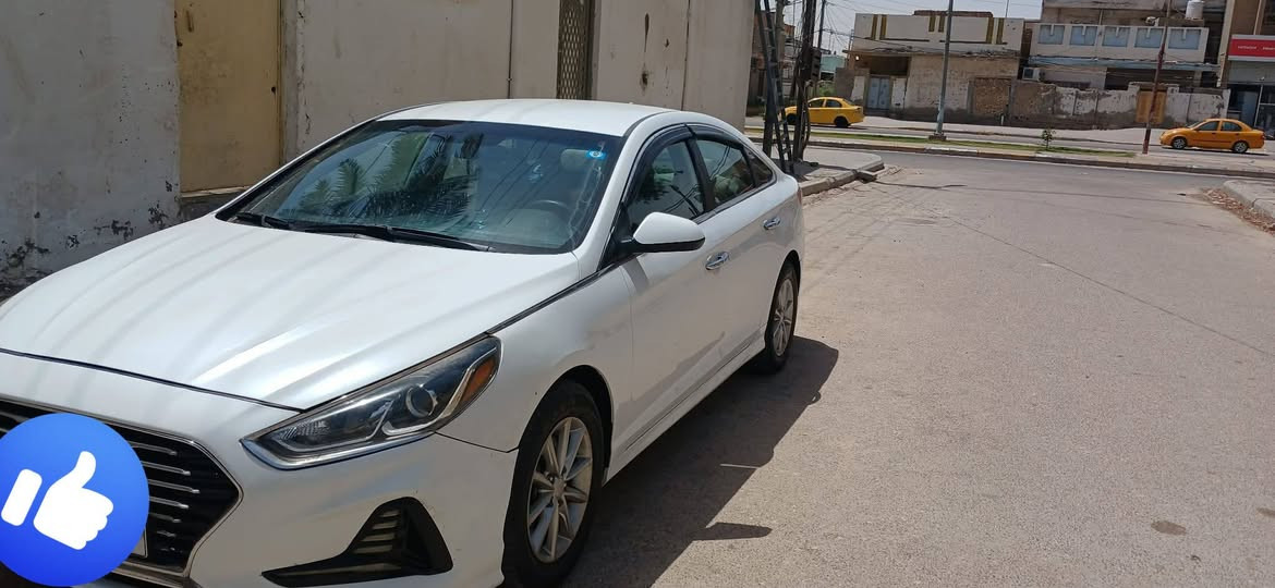 السلام عليكم
سوناته 18 وارد أمريكي مكينه 2400 سياره خير من الله كير ومكينه وحداديه جاهزه بيع أو مراوس حسب القناعه السعر 126 السونار موجود بصور السياره بسمي مداور مباشر عنوان السماوه المركز 
 ***********
