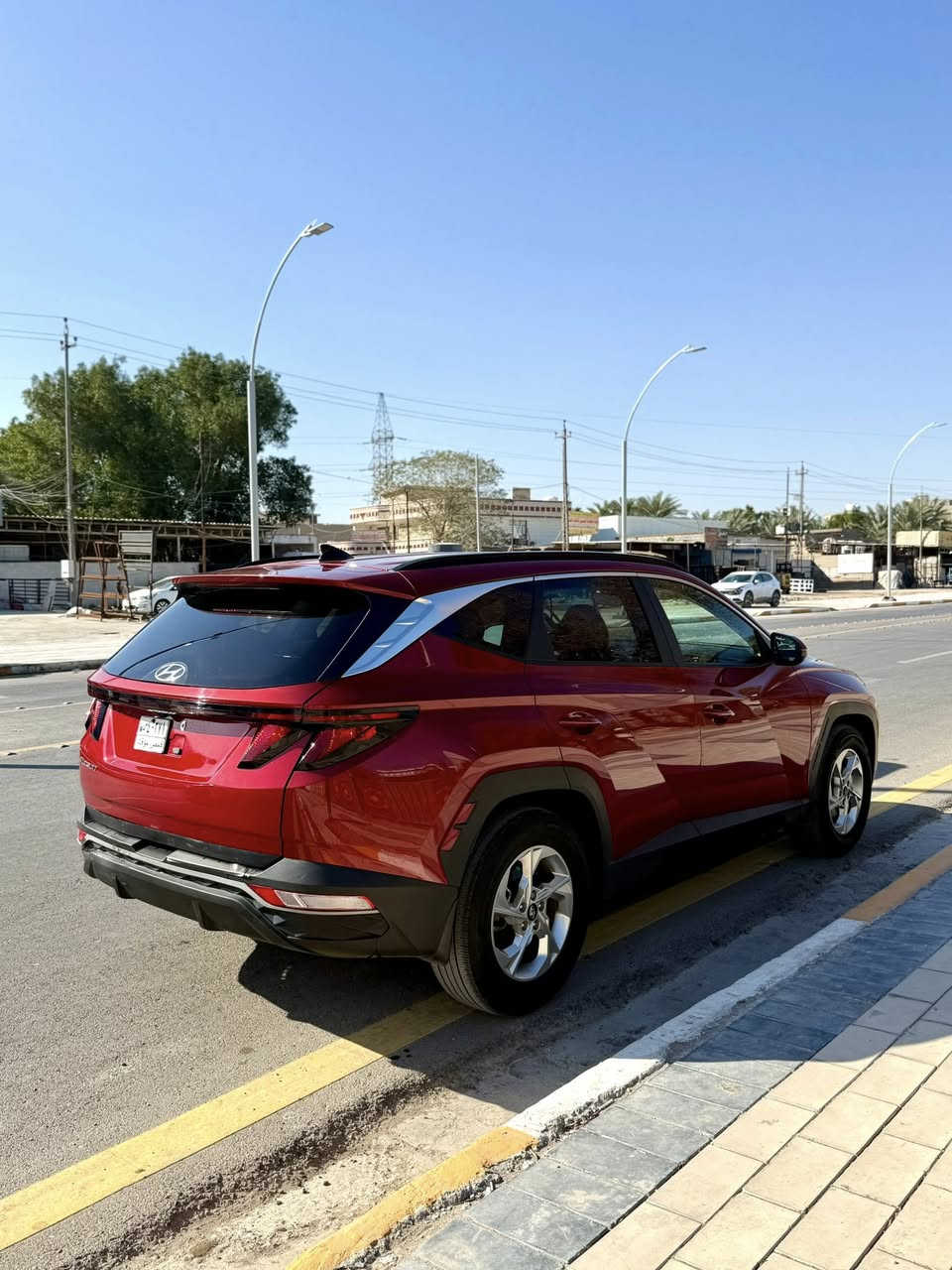 توسان 2024 وارد امريكي
🛑حادثها بدون ايرباك وتبديل 
بجم كبس الصور حادث مرفق بالمنشور 

موصفاتها:
 -دواخل بيجي
-بصمة تشغيل عن بعد
-جنطة كهرباء
-كامرة خلفية
-لايت 4 عدسات زنون  
-فول تحكم ستيرن
-فول رادرات 
-كشنات كهرباء
-تدفئة كشنات
-شحن التلفون لاسلكي
-تبريد قطعتين 
-شاشة تحكم بالتبريد 
محرك 2500cc
-ويل كب 17
وبعد بيها هواي موصفات 

دخول على كمرك الجديد بأسمي بدون لوحات
السيارة جديدة ماشية 14 الف فقط
مكان السيارة بغداد
السعر :198$ ورقة
 الاتصال :☎️ ‭ ‭0770 963 3108‬
  ‭***********‬        ‭
