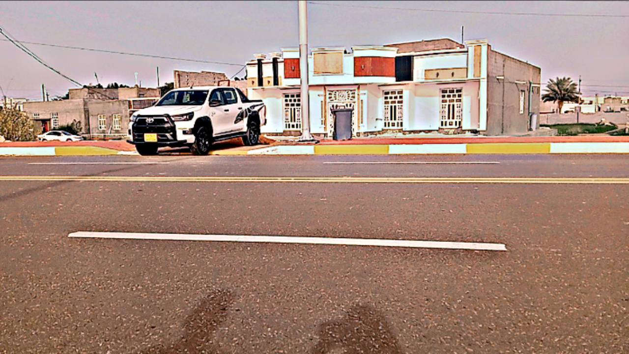 يوجد بيت للايجار في الرمادي كورنيش الجزيره غرفتين وستقبال وصاله داخليه +مطبخ وصحيات خارجية سعر الايجار 500 التواصل ***********
