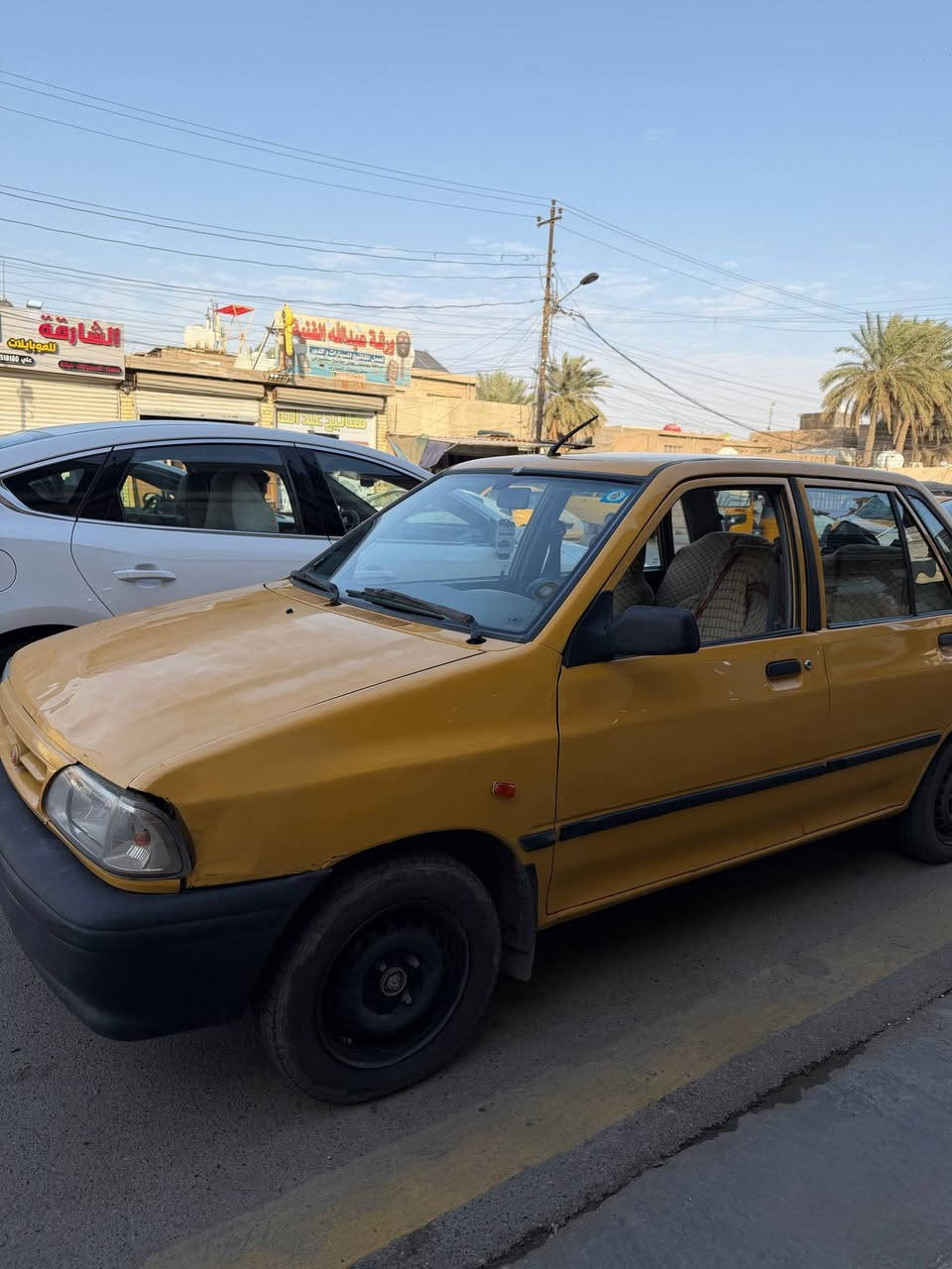 السلام عليكم
سايبا موديل 2011 

رقم سنويه هزه جديد 

سنويه باسمي تحويل باليعجبك 

كير مكينه خير من الله سياره حلوه ونضيفه معمره وجاهزه نقصها تبريد وشغلات بسيطه 

مصفره هيئة وغرامات 
سعرها 28 وبيها مجال للشراي
مكانها بغداد الزعفرانيه

 للاستفسار الاتصال على ***********
