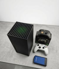 XBOX Series X • 1TB SSD • ترجر R2 لزج