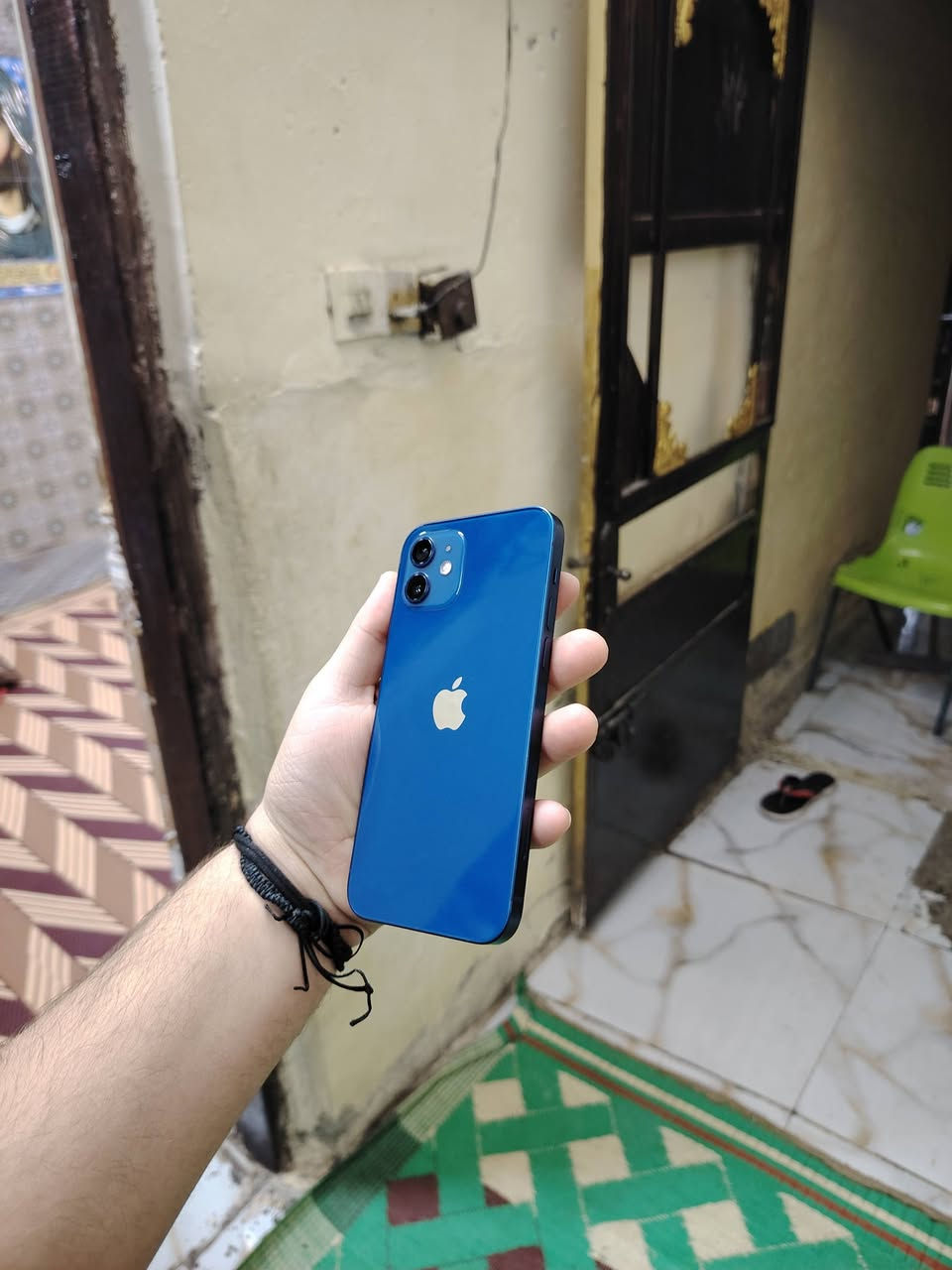12عادي
ذاكره  128 
بطاريه 100مستبدل من شركه.
الون الازرك ماستر شرق  اوسط AAA
 كله شغال الجهاز بدون عطل او مشكله
تجي تفحص لصبح اتصال ✅سيمكرت✅  
فيس ايدي ✅كامرات✅النضافه  الف بل ميه
شاشه 3خيارات مال شركه 
تجي تفحص لصبح اذا لكيت بي خلل انطيك يا بلاش  ضمان يوم كامل    السعر 230وبي مججال  مكاني بغداد مدينه الصدر راسل واتساب وتدلل ***********
