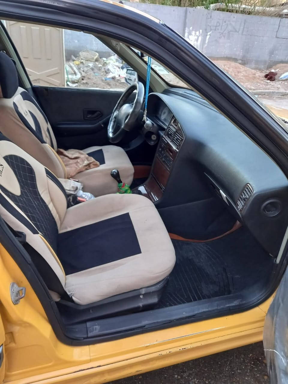 بيجو 2015 مكفولة من صبغ وتبديل مال جناي وبسمنة رقم بغداد كاملة رقم هية كاملة من كلشي
سيارة متواجد بل بنوك والبلديات ***********
سعر ٥٢ وبيها مجال سيارة خير من الله وكبل الشغل سيباية مو وياهة
