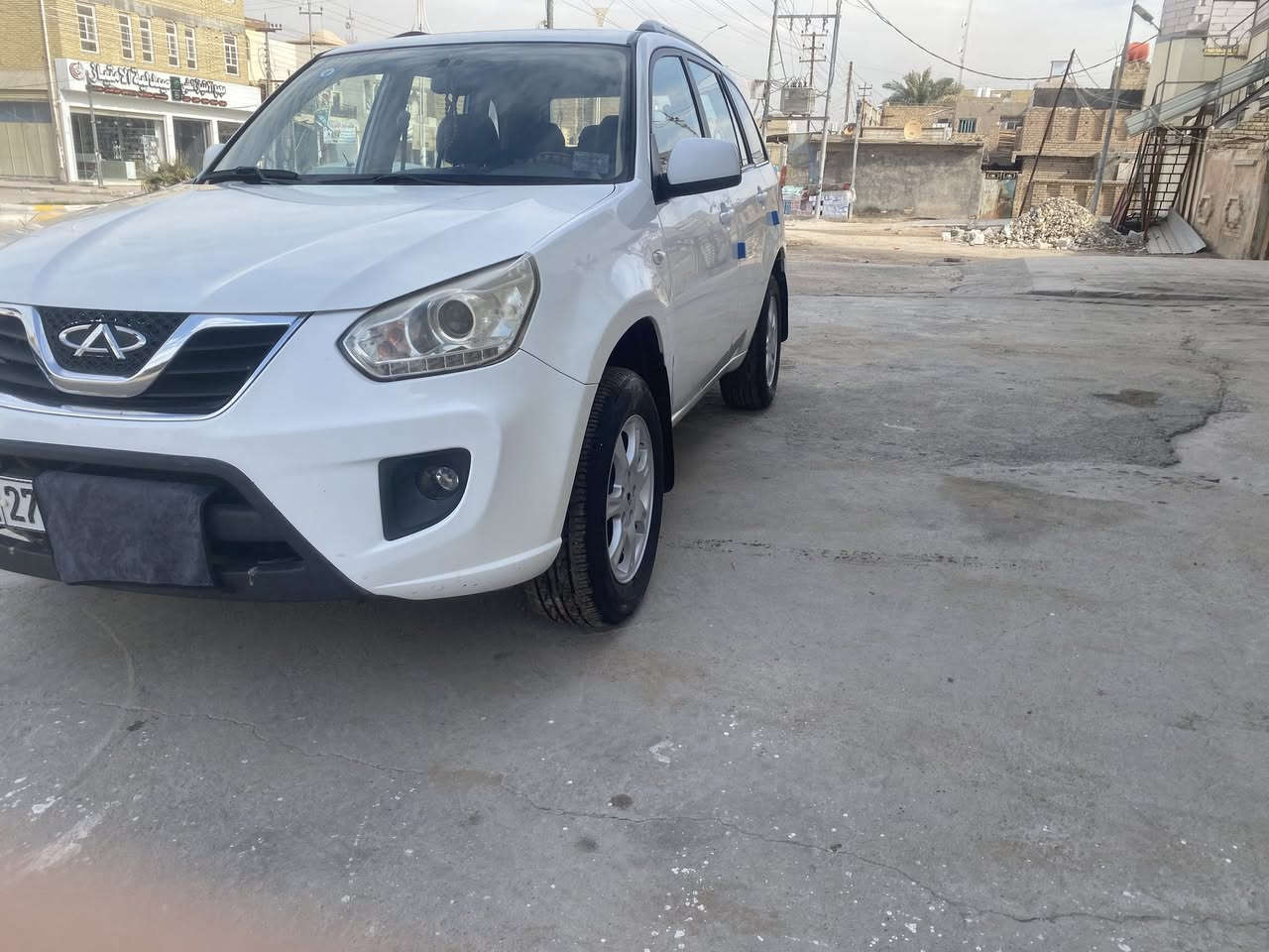 السلام عليكم تيكو٢٠١٤ كير ميكانيك المرغوب مكفوله من الضربه والصبغ والتبديل والخياس محرك وكير حداديه تبريد كله شركه ماشيه ٩٤ كم تخم تاير جديد السياره بسمي تحويل مباشر سنويه لل٣٠ السياره جديده وجاهزه من كلشي رقم ذي قار مكاني ناصريه *********** السعر ٧٣ وبيه مجال ؟
