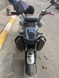 ماطور شحن موديل 25عدد البطاريات 6البطاريات حيل زينه فقط مضلعه سبب شاحن...