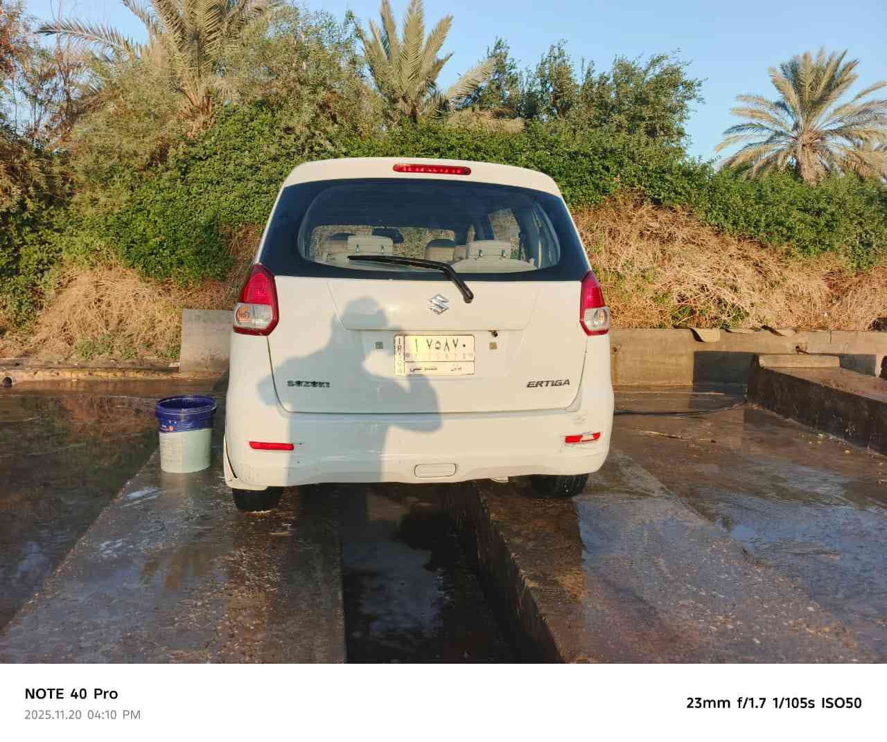 السلام عليكم. سياره ساسوكي ياباني 7 راكب رقم جديد بأسمي مكفوله كفاله عامه.موديل15 .  
***********
