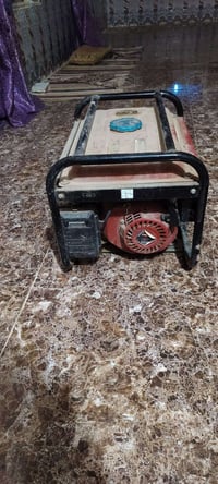 من رخصة الادمن المحترم 🫶 غراض محل دجاج كامله هلاسه +ماطور ماء + مفرغه ...