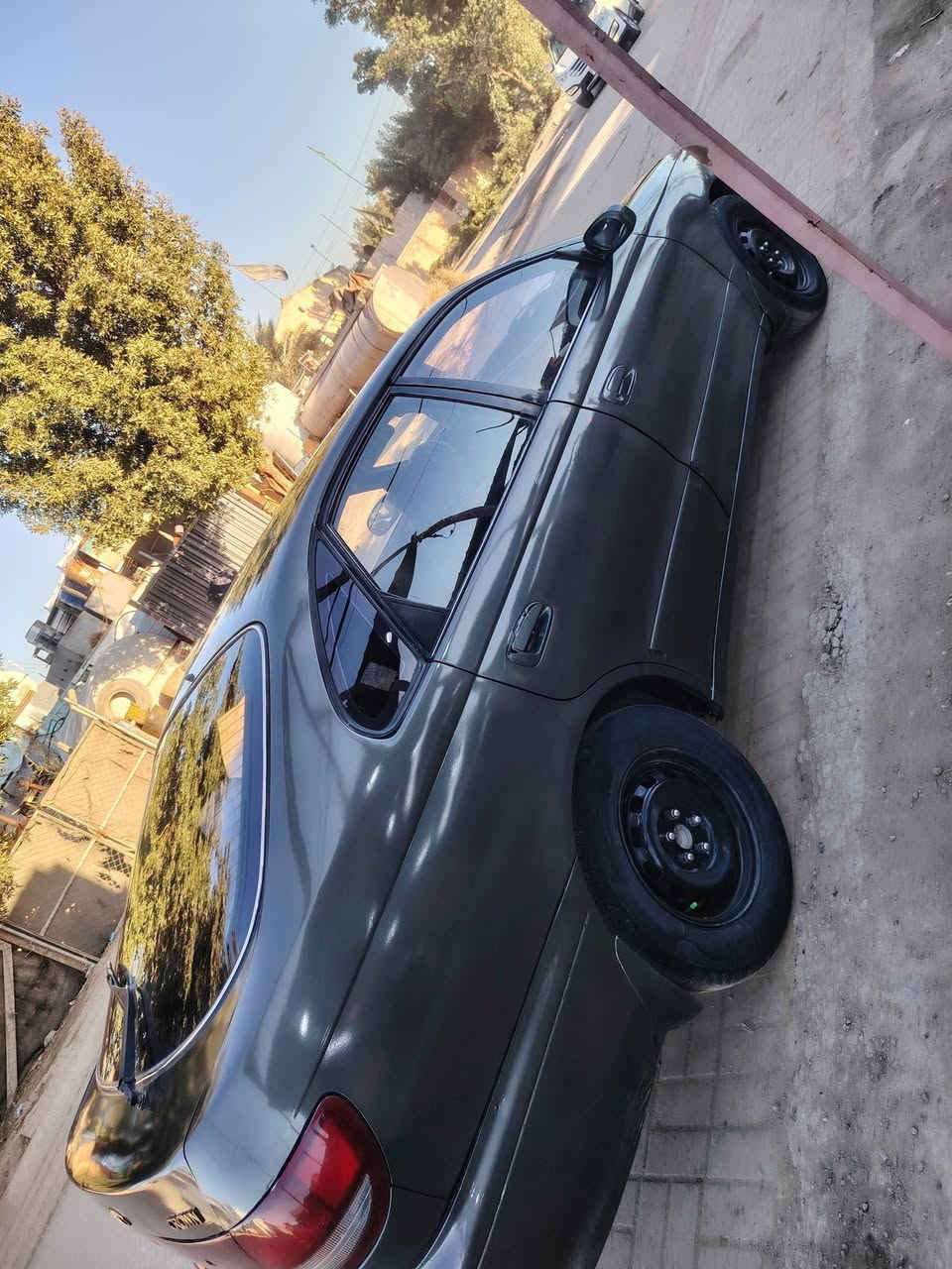 السلام عليكم كرونا مديل 94 يسرة بلاد حجم المحرك 2000 رجاًاقره المنشور وتصل وتدلل
السيارة كفاله حتئ من الضربه جديده كلش 
كير مكينه كرهبيات دواخل جداديه جاهزات 
السياره داخله هزه قبل شهر يعني مداور كبل رقم بغداد 
كلش ناعمه بل مشي مال جناي البياع شراي لايخابرني 
فقط جناي امانت الله مال جناي اترايك وين متريد وافحص وين ميعجبك متعهدلك بكلشي السعر 49
العنوان النجف عباسية اتصل وتدلل ***********
ملاحظة التبريد موشغال
