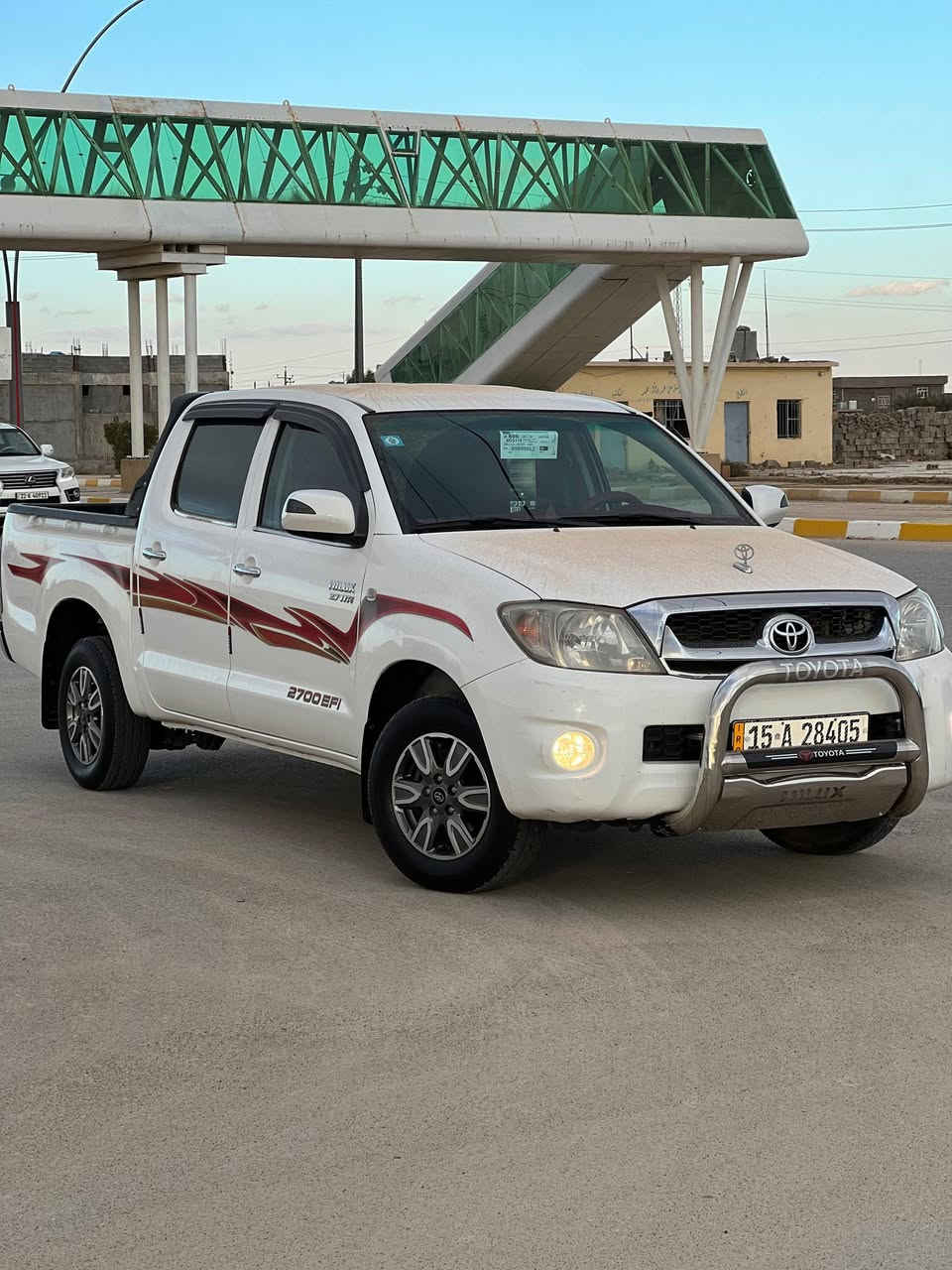 السلام عليكم للبيع 
2011 سعودي باب اول مكفول محرك منزل رنكات
ماشيه ٢٥٠ 

السعر ١٨٠ وبيها مجال
للأتصال ***********
