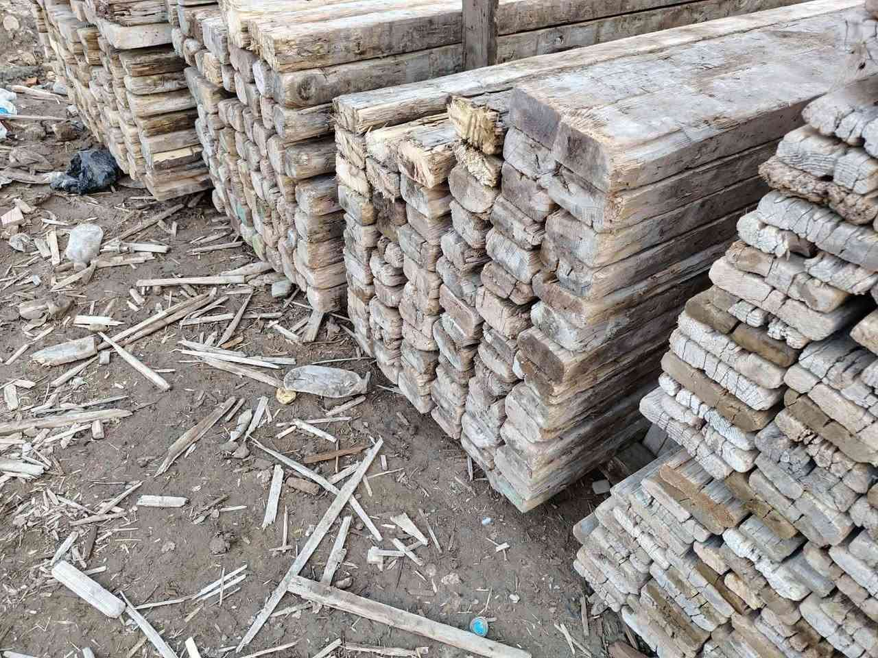 قالب خشب روس تارس يدك 450متر مربع ،، اتصال *********** العنوان الحله المركز ،،،
