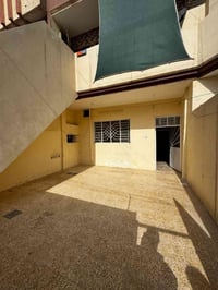 حي الصديق الثانية • شقة طابق أرضي • ١٠٠م