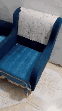 تخم عشر مقاعد نضيفه لي يحب يستفتر يتصل ع صاحبه 

⁨‎***********‎⁩
