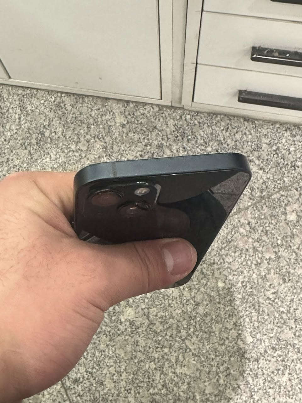 ايوفون 13 عادي للبيع
الجهاز نظيف نظافته 100‎%‎
بطاريه 98 لا معلايه ولا شي 
الجهاز ios16 يفيد اهل الجلبريك 
ذاكره 128 
جان مضموم ونضافته 100‎%‎
السعر 500 الف 
***********
