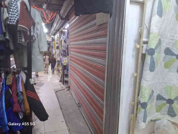 محل داخل سوق المائدة للبيع او للإيجار
***********
