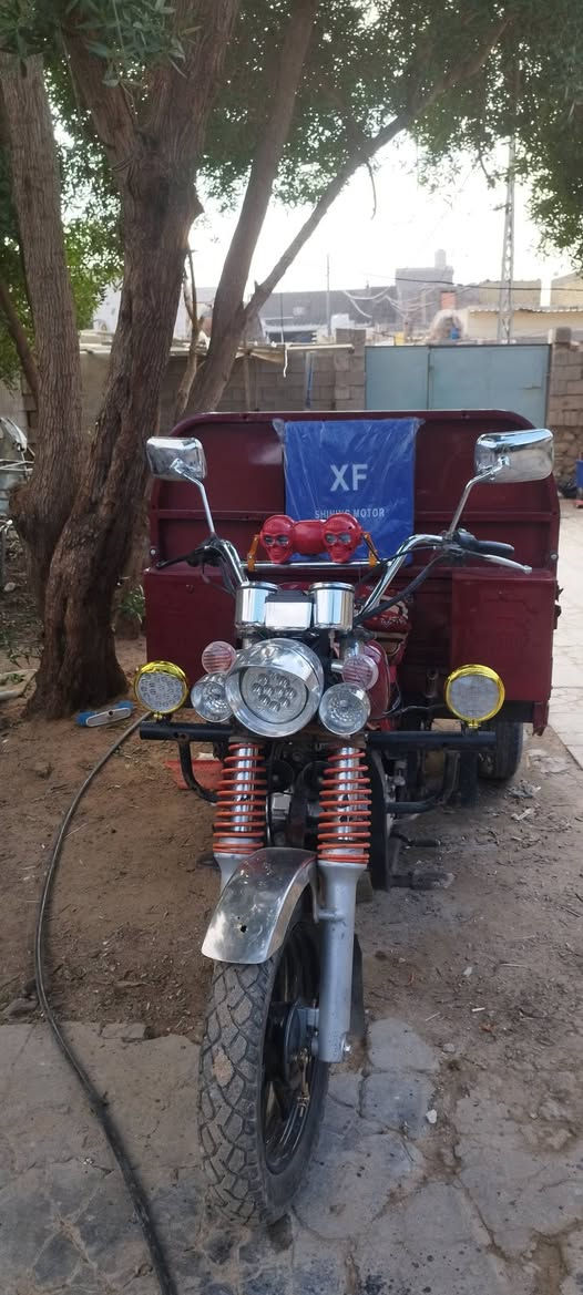 السلام عليكم ستوته رقم ألماني راعيها بالصلاحيه شوكت ماتريد داور مديل 2013 مصبوغه عام قادسيه رقم بيها فطر ركبه وملحوم محرك ام تي ار  السعر 1650وبيها مجال ناحية الرضويه ***********
