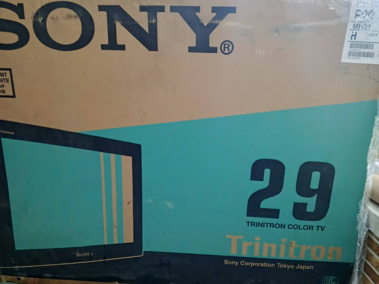 العملاق من سوني ياباني اصلي مؤسسة 29 حجم وزن 59K بعدو بتراب شركة يسوى ابو الذهب غير  مستخدم نهائيا كبس شركة.   صنع في اليابان استفسار على خاص فقط بيك خير تدلل 📺📺📺📺📺🔥🔥🔥🔥🔥


**إذا كنت صاحب هذا الإعلان وتريد حذفه لأي سبب، رجاءا أرسل رسالة إلى الدعم الفني**