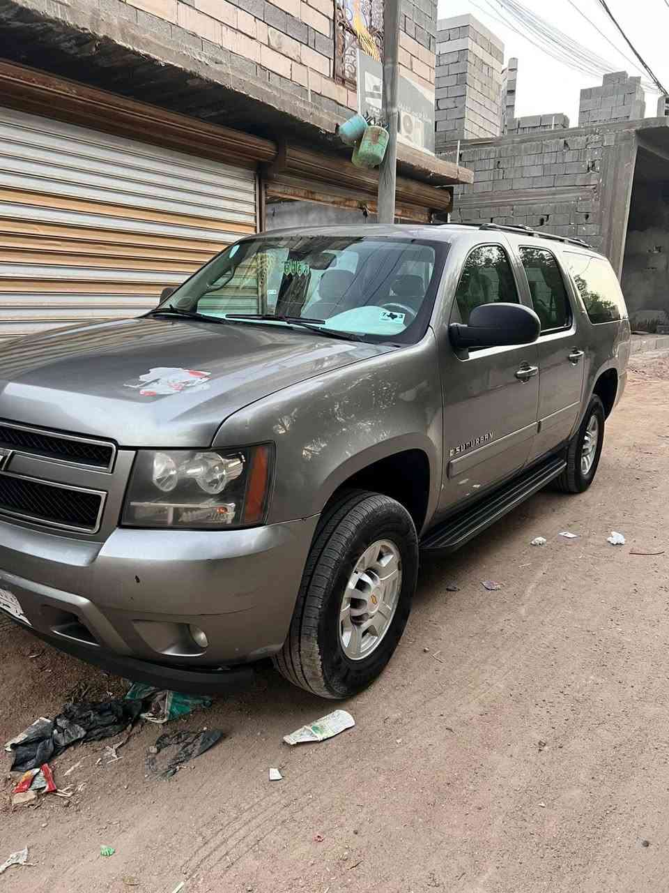 س ع سوبر بان تاهو مديل ٩ رقم بصره (ف)
يعني بس وكاله سياره خير من الله مكينه كير حداديه تايرات باتري عوزه بس سمكره بيها طخات بسيطه مستعجل ع بيعته 
***********
