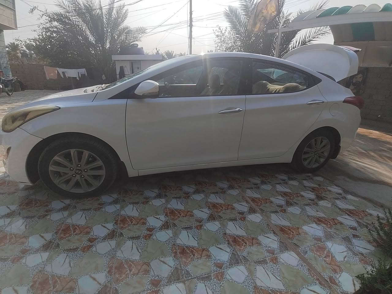 الانتره ٢٠١٤ شكل 2016 خليجي رقم كربلاء  تحويل ثاني يوم
كيرر ومحرك (مكفولات ) 1800
مكفوله من الضربه والتبديل والفتح
فقط بنيد مبدل اصلي 
والباقي كفاله عامه
تبريد 🧊 
فول مواصفات 
السعر ١٢٣ وبيه مجال  *********** 
 المكان بابل ابي غرق
