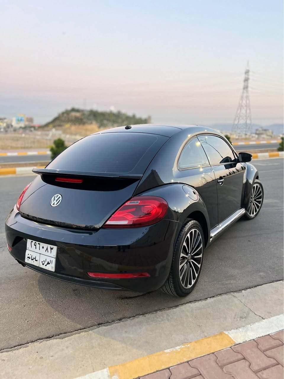 ***********

Volkswagen Beetle 🔥🖤

تاکو نمونەو جوان تاقانەکەی سلیمانی 🔥

ڤۆلسواگن بیتڵ ٢٠١٧ 

رەشی قەتران تاقانەو جوان مەکینە ١٨ یی تۆربۆ و کەنەدیە کە زۆر مەرخوبە  
4 نەفەریە  ٢ پارچەی بۆیاخە بی ناو بی ئیرباگ 
چەمەلخی دوای سایەق چەمەلخی  پیشەوە سەکن  
سەیارەکە ١١٨  هەزار کم  حەقیقی رۆشتوە 
٤ پستۆن ٤ کەسیە  گیرو مەکینە بە شەرت
   
(ویل کرۆم - ئاوینە اشارت - بلاجکتۆر - بەگلایت لید - تەحەکوم لایتو ئاوینەکان - تەحدید سورعە - کامیرا - شاشە -کوشن گەرم سەکنو سایەق - بلوتوس- گیچ ئەلکترۆنی- ...)
بۆ زانیاری زیاتر پەیوەندی بکەن 

شوین سلیمانی 
*********** السليمانية, العراق
