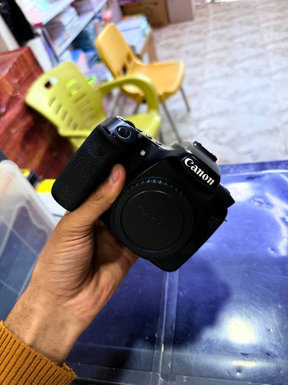 ⬇️كانون70D مع عدسة 70/300 دبل سبلايزر(مانع اهتزاز) 
الكامرة والعدسة مثل ما شوف بالصور فول نظافة 

⬇️ملحقات
(حزام كتف- شاحنة- بطارية- رام الاصلي 16- هود عدسة
توصالة تحويل صور الاصليةحقيبة كتف قباقة عدسة ولبدي) 

✅تريد تاخذ بس العدسة عادي
✅تريد العدسة والبدي هم عادي
✅الشتر قليل لكامرة ماخذها لوك ما متعوبة 

📍مكاني الديوانية - الحمزة الشرقي 
السعر ولـ تفاصيل اكثر راسلني  خاص وبيك خير وتدلل


**إذا كنت صاحب هذا الإعلان وتريد حذفه لأي سبب، رجاءا أرسل رسالة إلى الدعم الفني**