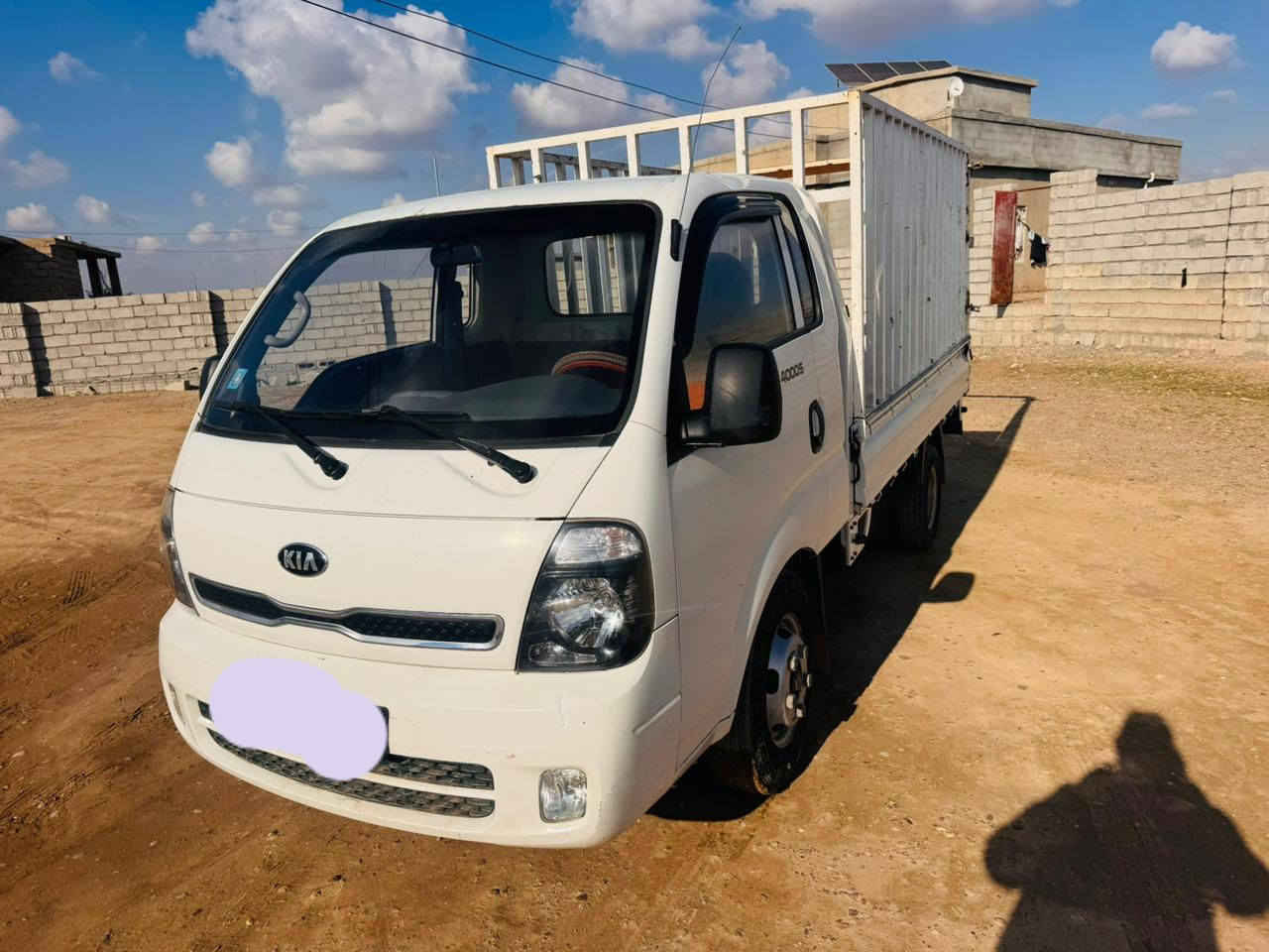 السلام عليكم ورحمة وبركاته
كيه فحل للبيع موديل  2020
رقم بغداد المكان صلاح الدين شرقاط
مكينه 4000مفتوح
تحويره 14جديده
محرك معمر جديد صارله 5ايام 
السيارة جهازه ومكفوله بدون صبغ شرط التحويل 
 للستفسار عل سعر 
***********
***********
