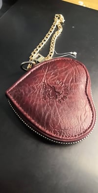 شنطة ماركة • اكسسوارات