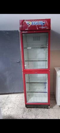 ثلاجة • للبيع • أجهزة منزلية