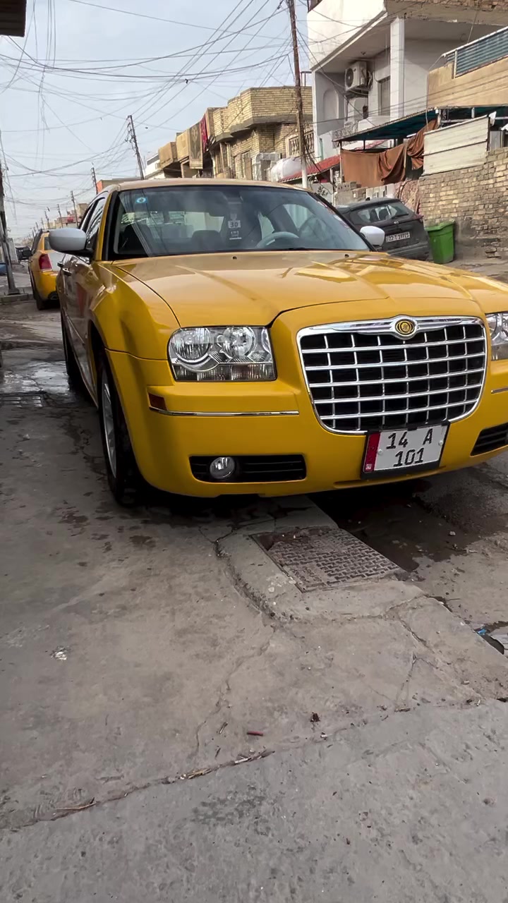 لسلام عليكم اوباما 2010 اصل 
محرك 3500 اصل اربع جوكات ABS جبير 
السياره مكفوله من الضربه والخياس شرط السونر 
داخله كلين والصور موجوده بلمنشور صبغه جديده  
كير ومكينه شرط بلجيس 
خطها عماره -بغداد اصولي السعر 126
مصفره هيئه وغرامات هزه جديده رقم جديد مميز بصره شرط التحويل مكاني بغداد  *********** - ***********
