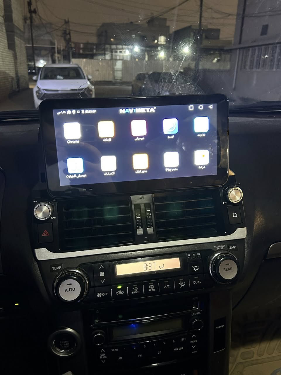 السلام عليكم للبيع شاشه مال لكزس شغاله *********** سعره 300 بيه مجال
