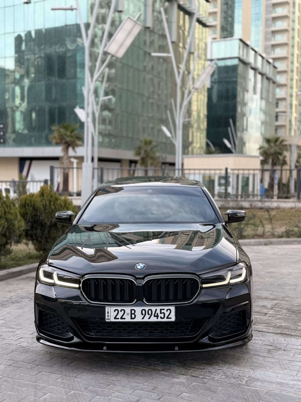 بي ام دبليو 530 موديل 2022
فول فول مواصفات V4 Twin Turbo
• گير ومحرك حداديه وسنويه جديد بشرط 
• ماشية 50 الف ميل حقيقي
• فول مواصفات
ضرر السيارة جداً بسيط :
تبديل بابين بلادي وكالة + جاملغ خلفي فقط بارد
وبدون دواخل وبدون ايرباك 
المواصفات:

كيت M بلادي

لايتات عدسات متحركات

رادار مسافة كبير

داخل أسود بلادي

فتحة سقف

سندوق خلفي كهرباء (شفط)

شاشة كبيرة + داتاشو

كاميرا خلفية

سماعات Harman Kardon

كيج الكتروني

داخل LED (10 ألوان)

شحن وايرلس للموبايل

حساسات أمامي وخلفي

رادار خلفي

Auto Stop

نظام Eco / Sport / Normal

لايتات LED + زينون متحرك

كشنات جلد (حارة + ميموري)

السيارة رقم سنويه جديد باسمي تحويل وكالة بنفس اليوم.
السعر310$
المكان: أربيل
للاستفسار: *********** ☎️📞
