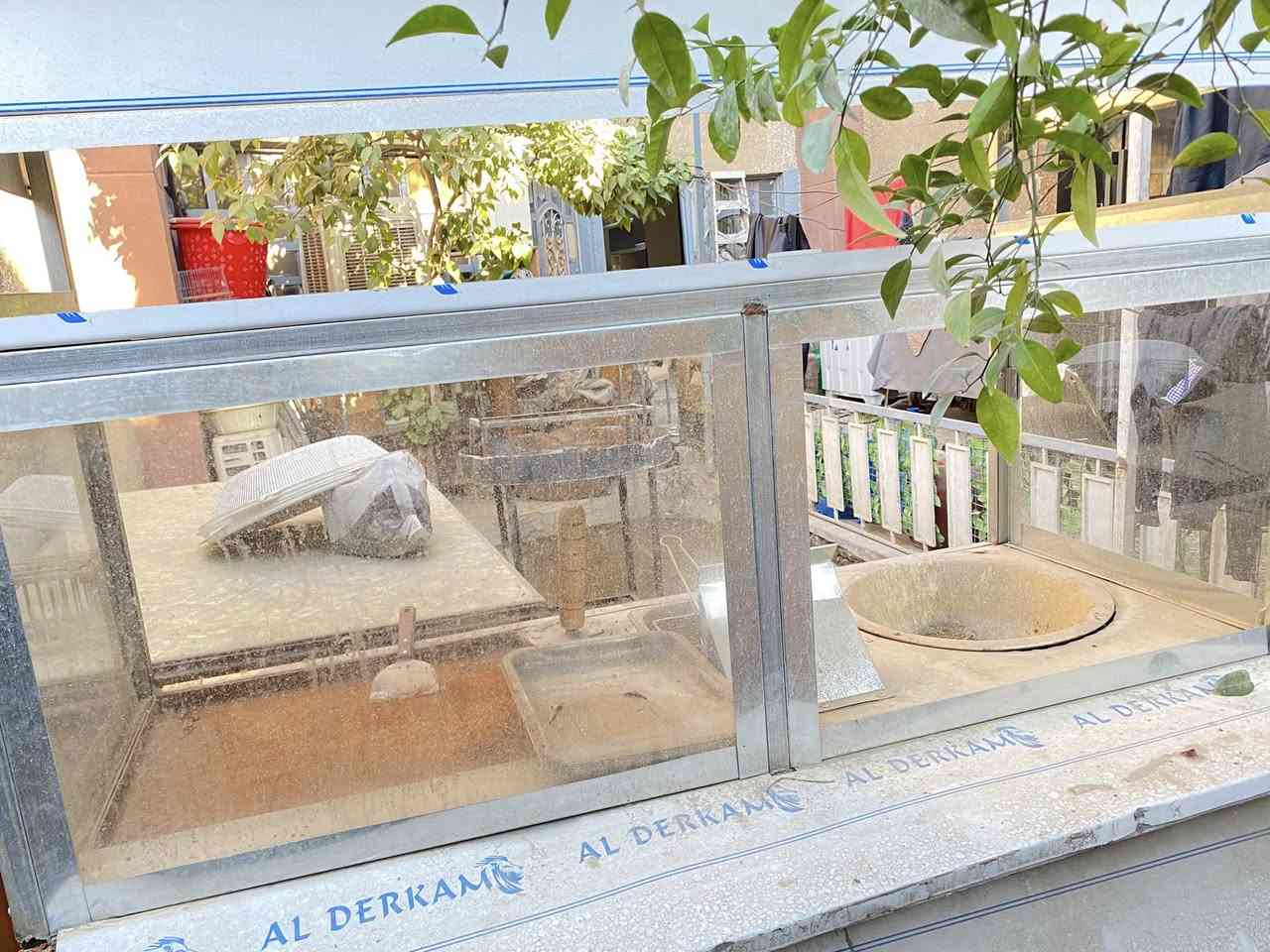 عربانة بركر للبيع نضيفه نقصها بس غسل
الدورة شارع 60 
***********
