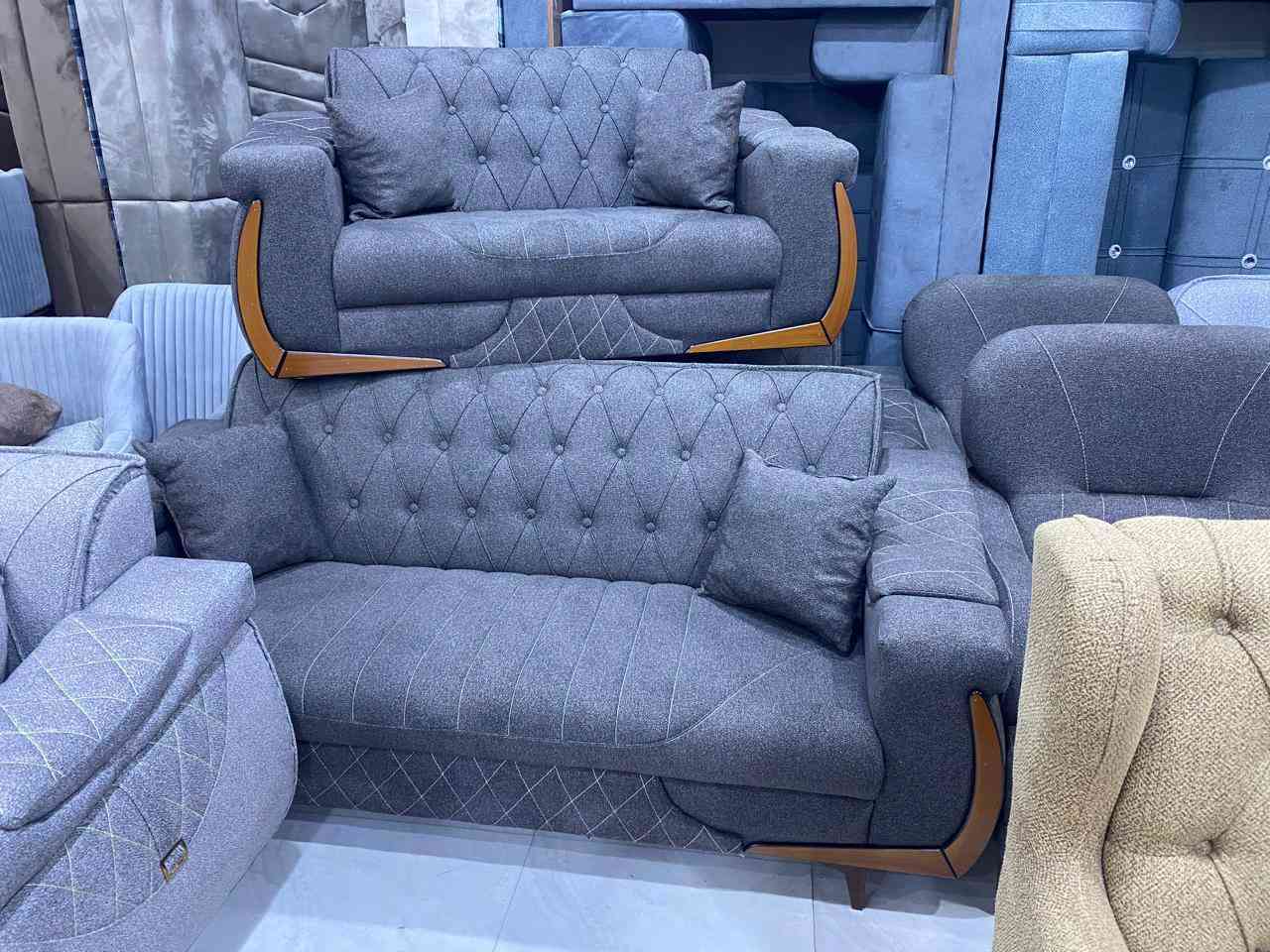 حاويتين محملة بأرقى انواع الاثاث تزامنآ من حلول العيد   وبأسعار تنافسة خدمة لزبائننا الكرام
💥 الاسعار تبلش من 350 الحد 750  تخفيضاااات مستمره
الحاوية الاولى تفرغ الساعة 4 العصر لهذا اليوم
وحاويه الساعة السادسة مساء
وكل عام وانتم بألف الف خير

مـجمـع علي الشويلي
ناصريــــــة  شــــارع 30
 مجاور مكتب الصدرين للعقار

*********** 
***********
