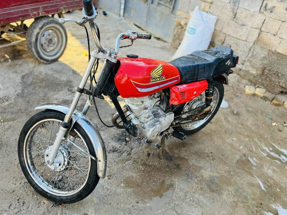 السلام عليكم اخوانً دراجه نامه البيع محرك من القديمات ميسان نهاوند رقم الهاتف ***********
