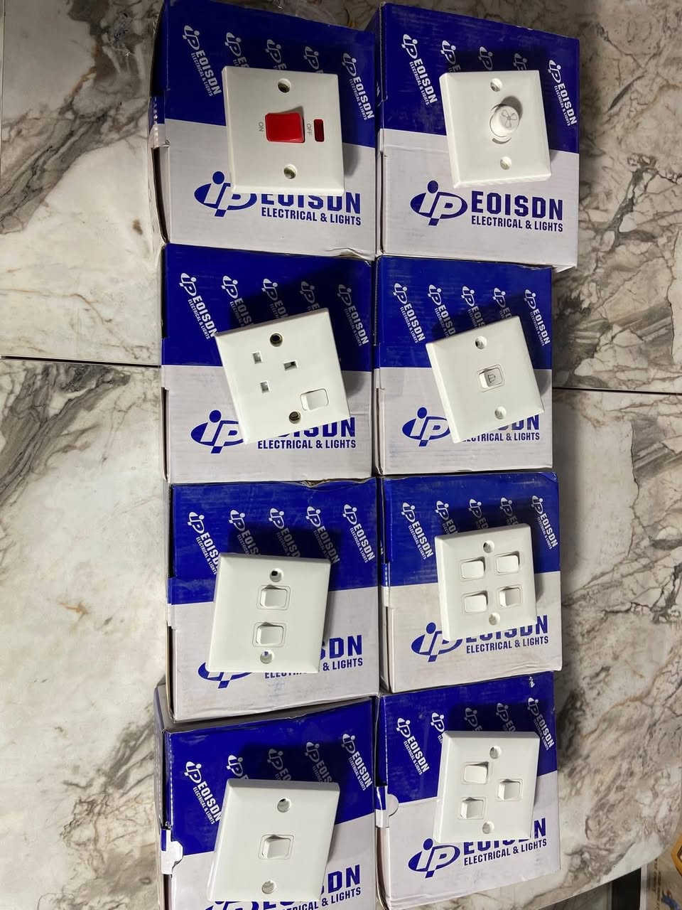 تم تنزيل السعررررر🔥🔥🔥🔥🔥🔥
سلام عليكم 

أهلاً وسهلاً بكم بكهربائيات الأمير 

متوفر لدينا سويجات الـ Edison
ايضاً متوفر طقم كامل من السويجات.

وسيكون سعر القطعه الواحده850 دينار سعر كميااات
سعر جملة الجمله

سعر الكارتون85 الف   . تعبئة الكارتون :100
 
جملة ومفرد 
العنوان: كربلاء 
للتواصل ع الواتساب 
***********
