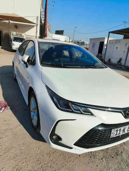 كورلا هايبرد موديل25 شكل لخليجي اخت زيرو  فول مواصفات سياره مكفوله من صبغ بعدها علا وضع شركه ماشيه 5الف رقمها بغداد بسمي تحويل ثاني يوم سعرها 148 وبيها مجال (***********)
