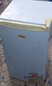 ثلاجة صغيرة • تنظيف بس • نجف حي القدس