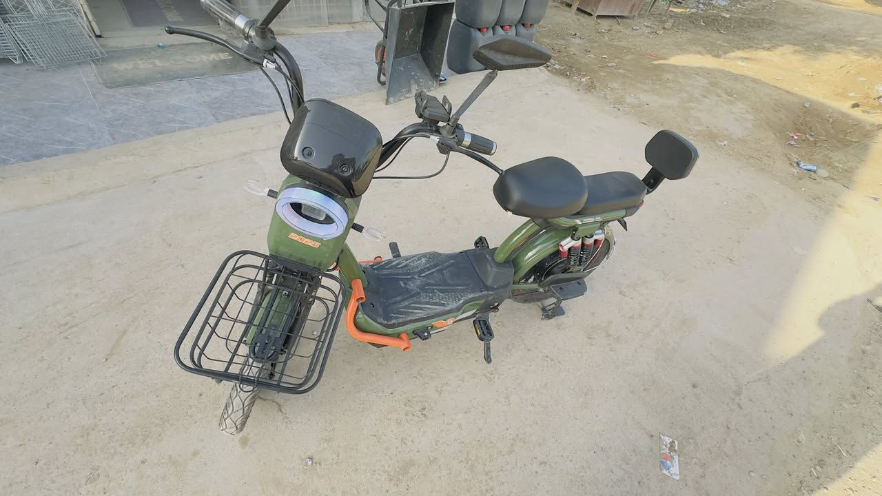 السلام عليكم موطور شحن جديد🏍️🏍️
موقع :. ديالى .بعقوبة .ركة حجي سهيل 

سعر 650 وبي مجال 

هاتف : ***********
