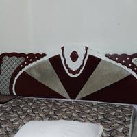 مرحبا .... عندي غراض للبيع  غرفة نوم . ثلاجة . غسالة . كاونتر . شاشة ....