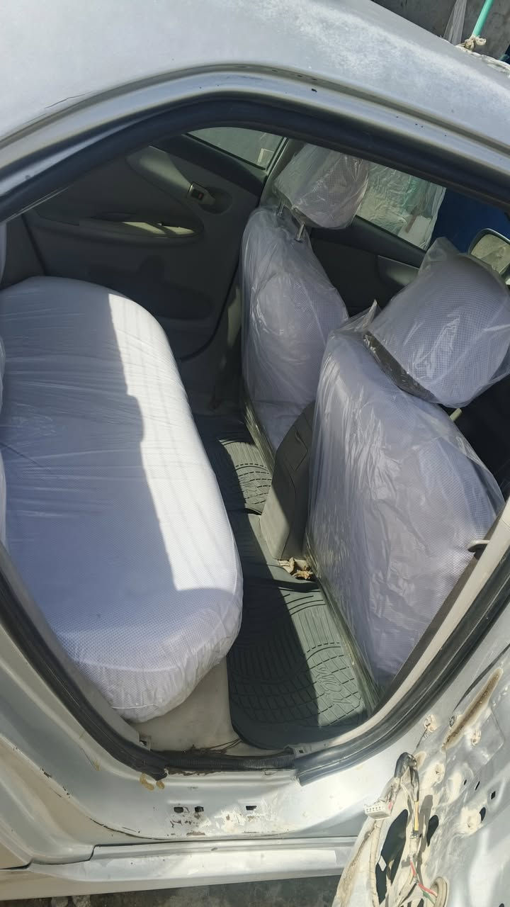 السلام عليكم كورله وارد مريكي موديل 10.   مكفوله من الكص من الكص حاويه.  بدون رقم  دوات دوات   مكينه وكير ودواخل وتايرات وتبريد وحداده   خير من الله السعر35وبيهه مجال  مكاني بصره كرمت علي ***********
