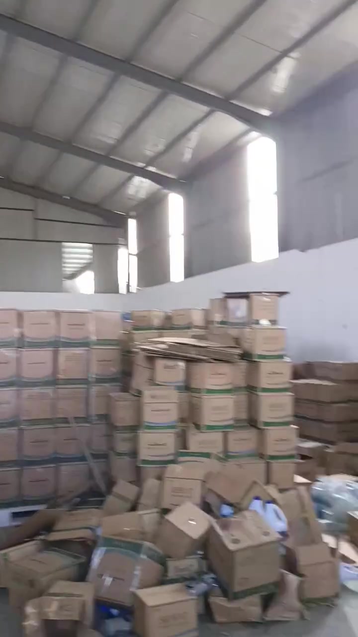 سلام عليكم 
 واصل إلى كل المحافظات تريلات فقط 
كلور فانسي صحت مسلفن كوالتي عالي
1 لتر ب 5
4 لتر ب 5.200
نص لتر صغير ب4150 
للاستفسار الاتصال او مراسله الرقم 
***********
