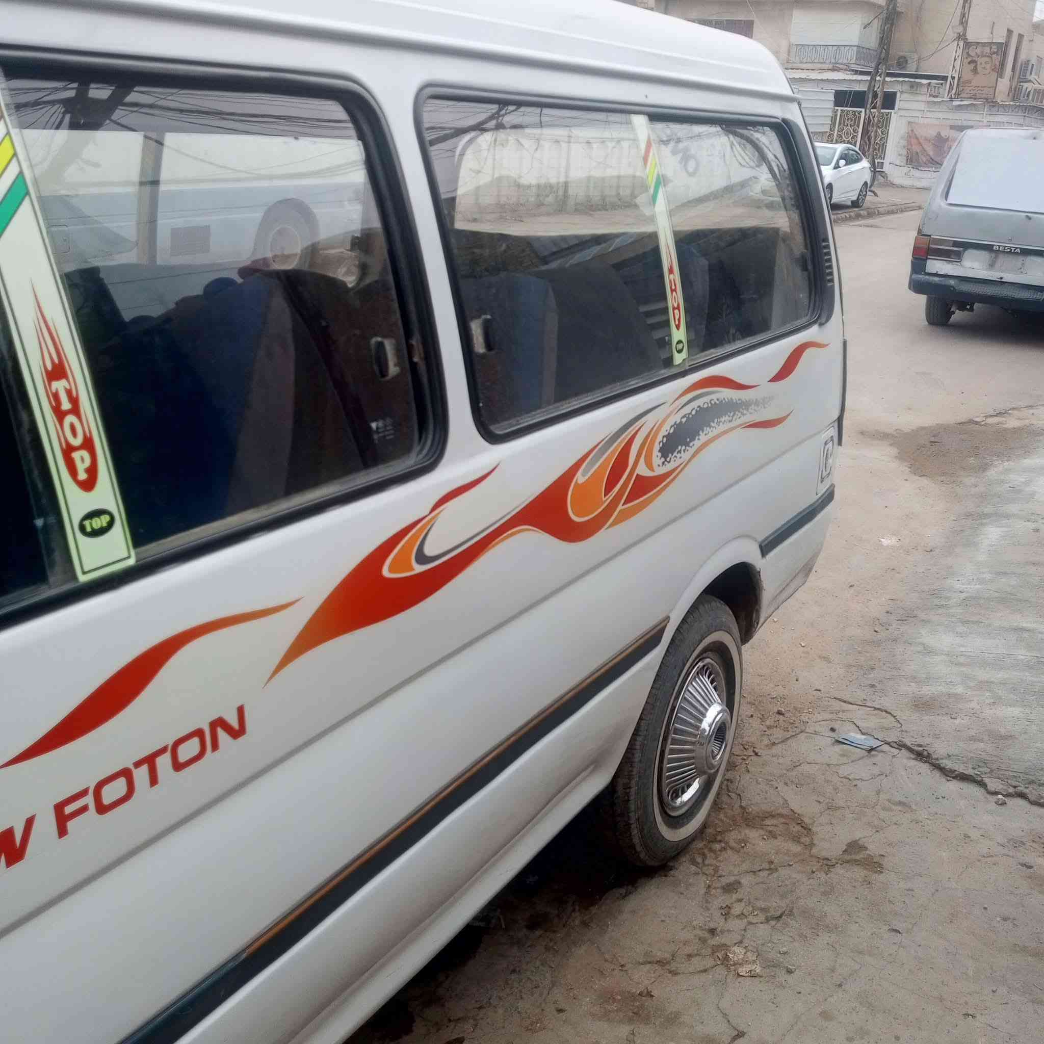 السلام عليكم فتون فراشة موديل 2011 رقم بغداد الماني بسمي تحويل ثاني يوم مصغرة من كلشي محرك كير اكسل تخم تاير دوشمه جديدة السيارة خير من الله سيارة حلوة العنوان بغداد البياع الشرطة الخامسة السعر 65 الموشراي الا يكسر ولا خابر رقم بي وتساب ***********
