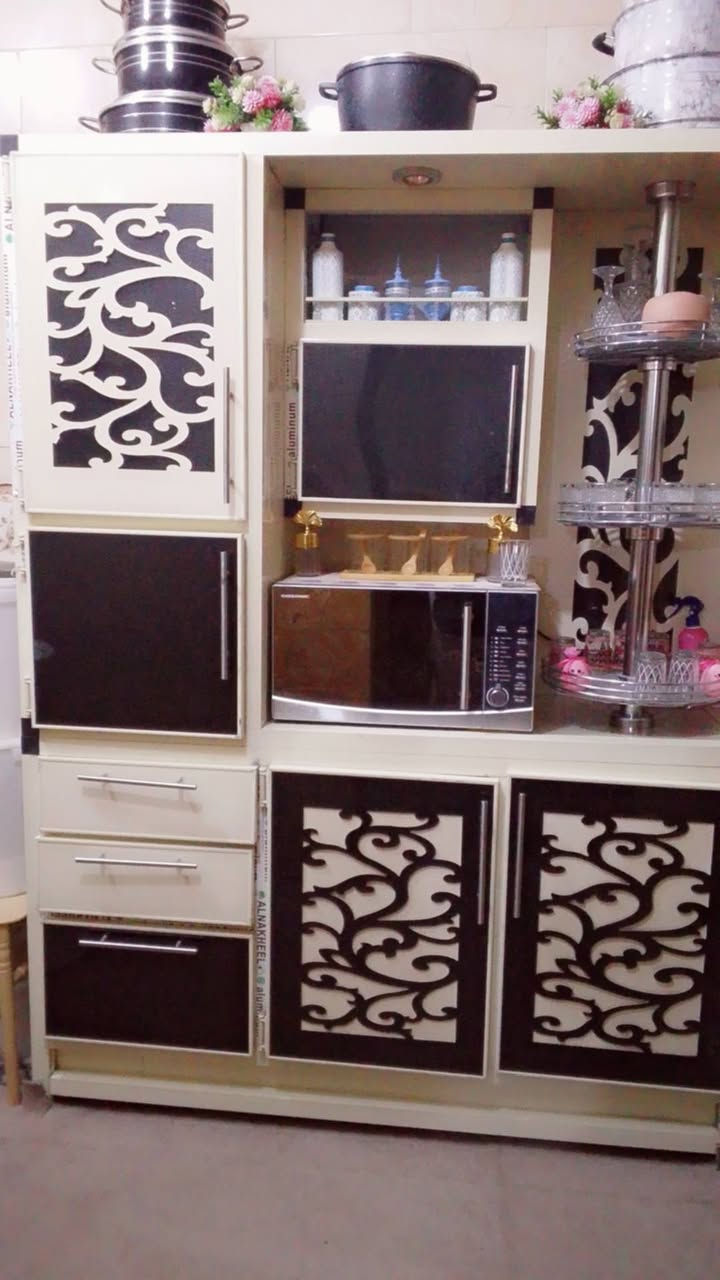 ***********
شراي براسلني واتساب فقط 
كاونتر تفصال ٣ قطع 
سعر كلش مناسب 
عنوان بغداد ابو دشير
